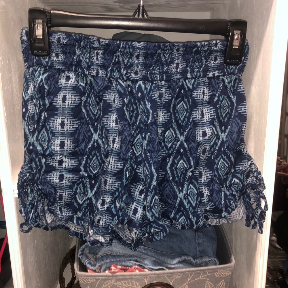 Flow shorts